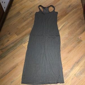 Maxi dress gray and black.